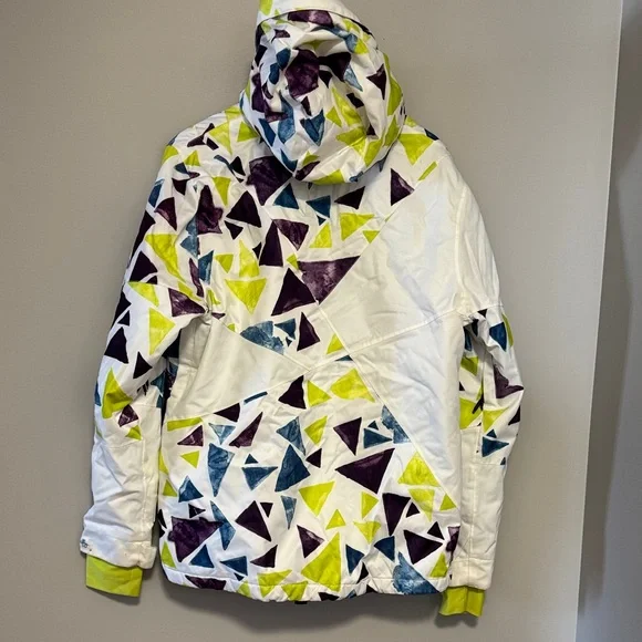 Women's Geometric Patterned Jacket - Picture 4 of 6